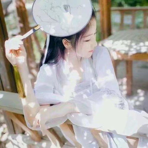 炮灰女配的作死日常穿到小说,未婚夫爱上白莲花妹妹,很套路