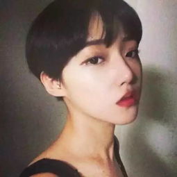 食系女生头像短发