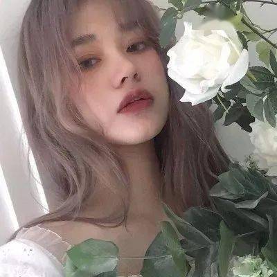 彻底绝望的头像压抑女