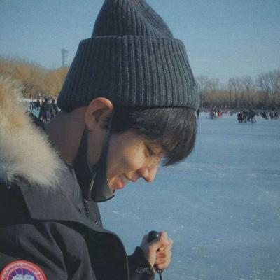 男生头像帅气阳光真人,世界冷清没有你不行