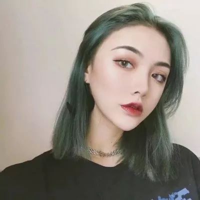 女生头像霸气高冷抽烟