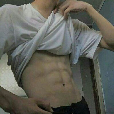 健身头像男露腹肌运动健身微信头像真实生活照