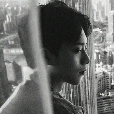 男生头像黑白酷帅真人遇到了纯情的男头一定要换上